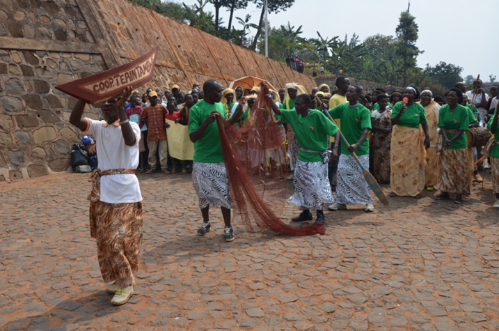 Abakora umwuga w'uburobyi na bo bitabiriye FESPAD.