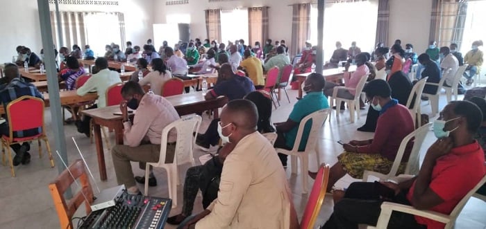 Benshi mu bakozi b'ibitaro bagengwa n'amasezerano bagejeje igihe cyo gushyirwa mu bakozi ba Leta