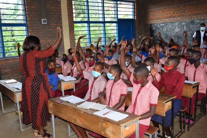 Abana bakurikirana amasomo yabo batekanye mu mubiri bibafasha no mu mitsindire