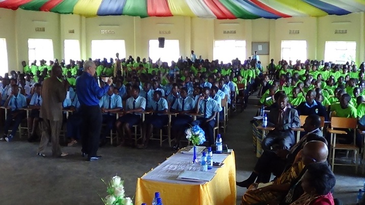 Abana 204 bavuye mu nkambi zirimo Abakongomani nibo bakiriwe mu ishuri ry
