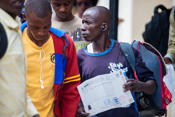 Ku ruhande rw'u Rwanda bagendaga bahawe ibyangombwa bigaragaza ko basubiye iwabo