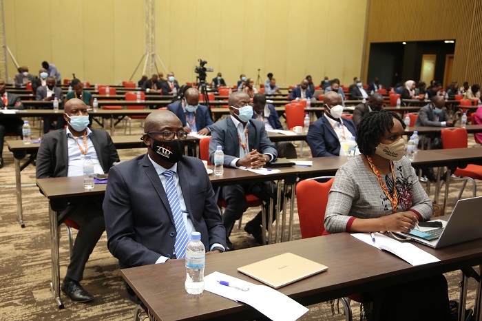 Basanga nta kabuza bagomba kubyaza umusaruro amahirwe ari mu bihugu byombi