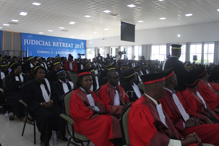 Uyu mwaka hari n'abacamanza benshi barahiriye inshingano zabo.