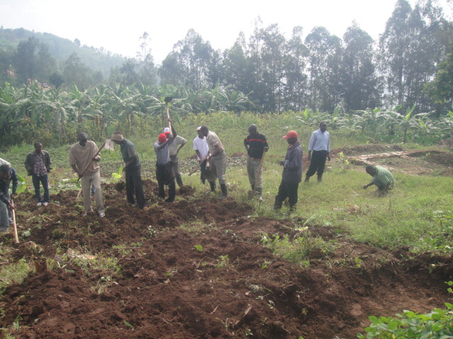 Abanyamugi bitabira umugande kenshi usanga ari abayobozi.