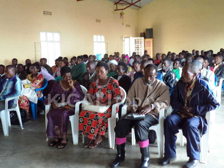 Abanyamuryango ba RUTEGROC ngo Perezida Kagame yabagejeje ku iterambere none ngo barifuza ko akomeza kubayobora.