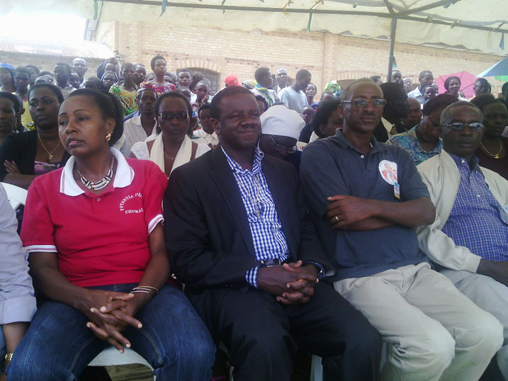 Abanyarwanda baba mu mahanga bavuga ko iri yogezabutumwa rivuguruye rizabafasha gusangira n