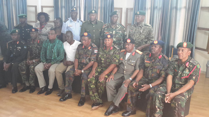Abanyeshuri ba Kenya Defense College nyuma y'ibyo babonye mu Rwibutso rwa Jenoside rwa Kigali biyemeje gukumira Jenoside.