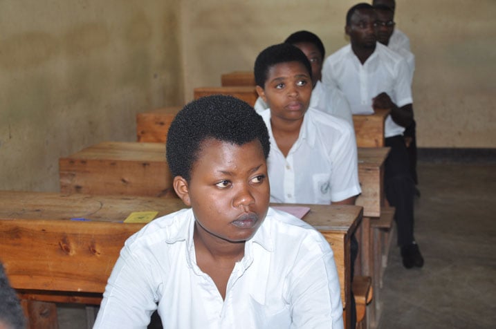 Abanyeshuri bibukijwe ko ibizamini bisoza amashuri yisumbuye atari umusozo wo kwiga ahubwo ari intangiriro.