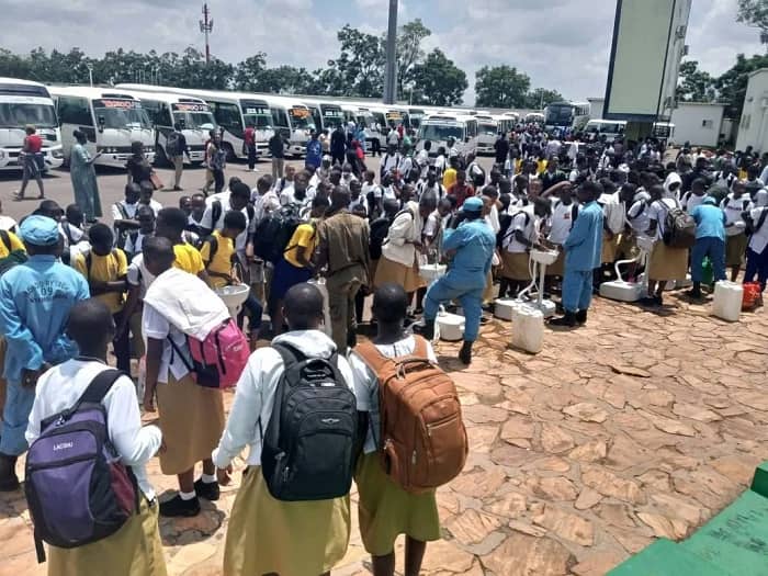 Abanyeshuri batashye muri Werurwe bateganya ko bazahita bagaruka ku ishuri vuba nyamara si ko byagenze