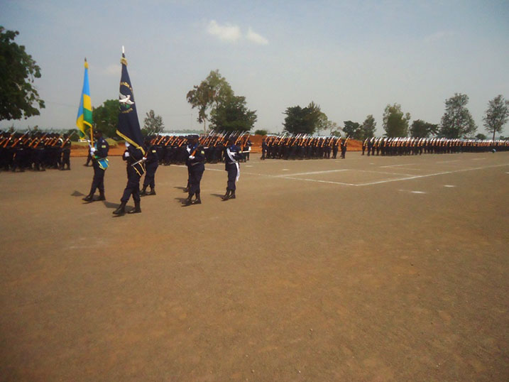 Abapolisi 916 basoje amahugurwa.