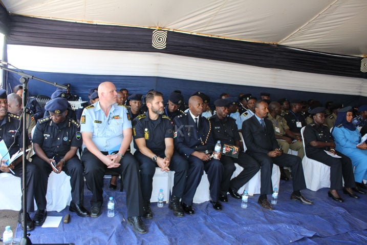 Abapolisi bitabiriye amahugurwa baturuka mu bihugu umunani.