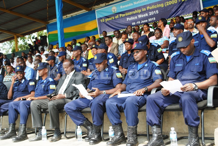 Abapolisi bakuru bitabiriye uyu munsi bashimwe n