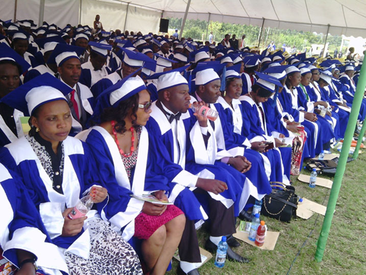 Basabwe guharanira guhanga akazi bakagaha n