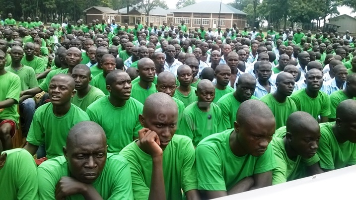 Abarimo kugororwa bitwa Abadeheranwa.