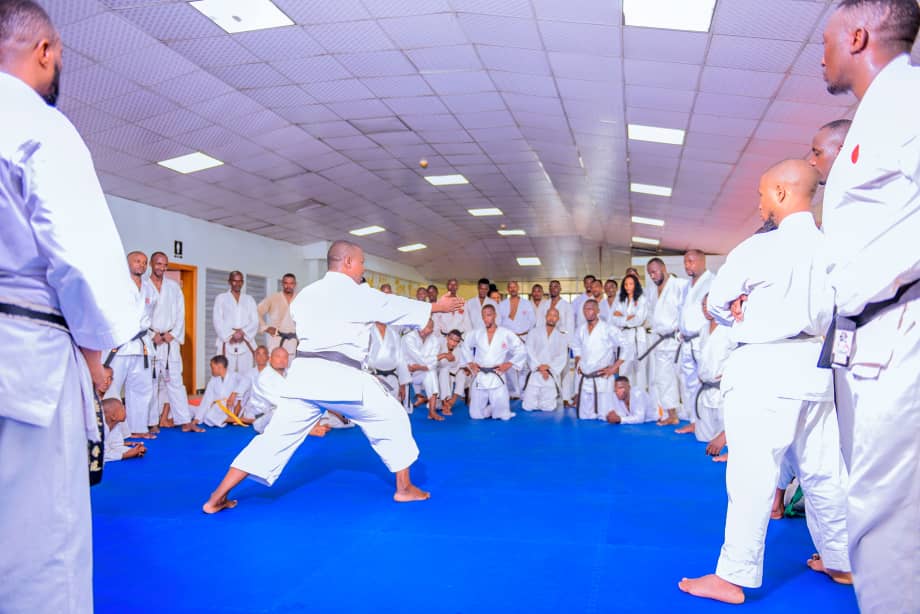 Abarimu ba Karate Shotokani basabwe gukoresha ubumenyi bafite hazamurwa urwego rw'umukino