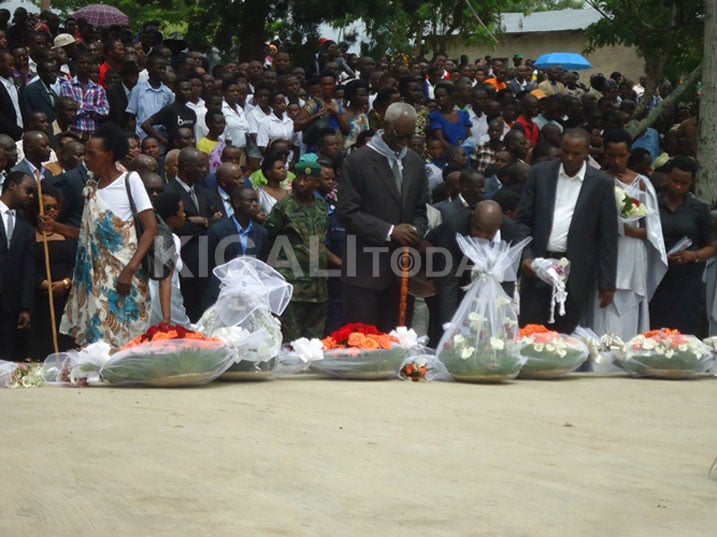 Abarokotse bunamiye ababo ariko banagaragariza ubuyobozi ko bafite impungenge k'uko Abarundi bakoze Jenoside mu Rwanda bazashyikirizwa ubutabera.