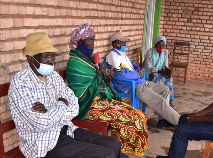 Abarokokeye kwa Munyandinda bahamya ko bahabaye ntacyo bikanga kuko yakomeje kubarindisha imbunda yakoreshaga ku kazi