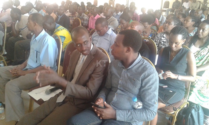Abashinzwe iby'ubuzima mu Karere ka Kirehe bitabiriye iyi nkera y'imihigo.