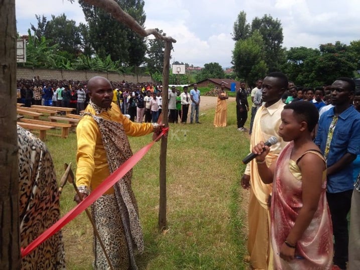 Abatozwa bavunyisha basaba kwinjizwa mu ntore.