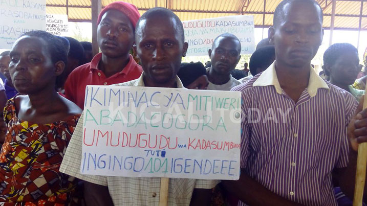 Abaturage b'i Ntunga mu Murenge wa Mwurire barifuza ko ingingo y'101 y'Itegeko Nshinga ihinduka bakongera gutora Perezida Kagame.