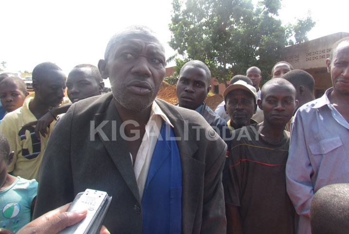 Abaturage bishimiye uwo muhanda ariko ngo bifuza ko wazashyirwamo kaburimbo ubushobozi bubonetse.