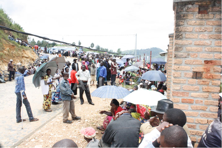 Aba baturage bari bitabiriye ari benshi basabwe guhora bibuka kububi bwa Jenoside yakorewe Abatutsi.