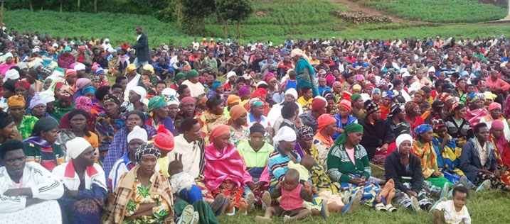 Abaturage bo mu murenge wa Bugeshi bagira uruhare mu gufata abaturage bajya kongo baciye mu nzira zitemewe.