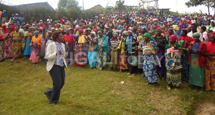 Abaturage bo mu Murenge wa Rugengabari bahamya ko "Girinka" yatumye barushaho kugira imibereho myiza.