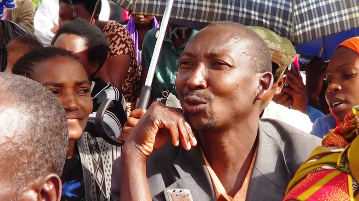 Abaturage ba Rugendabari bavuga ko ba Rwiyemezamirimo babambuye mu bikorwa bitandukanye