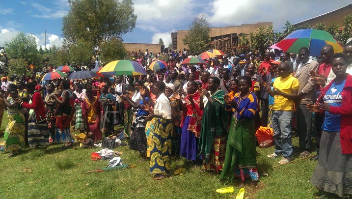 Abaturage bari baje gutangiza icyumweru cy