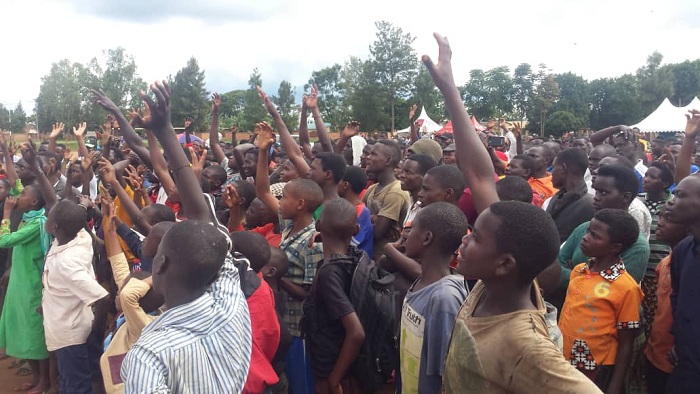 Abaturage bari bitabiriye ubukangurambaga ari benshi