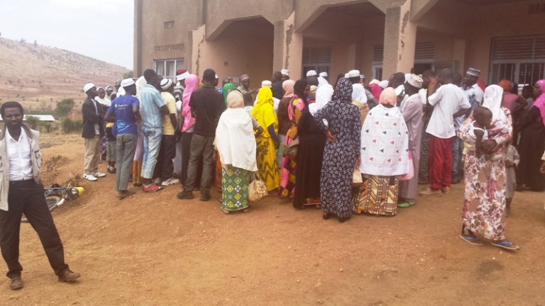 Abaturage bategereje guhabwa inyama