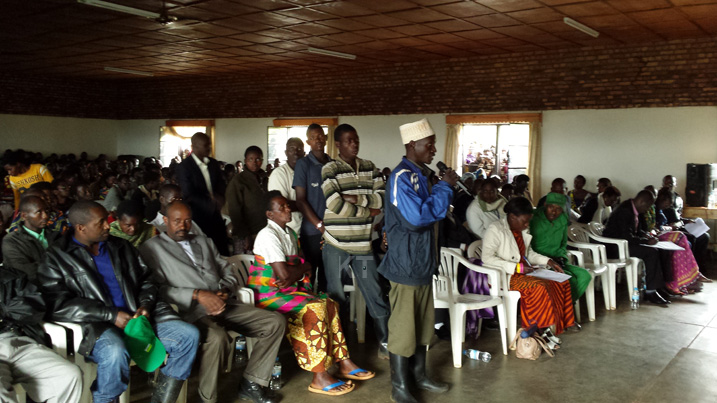 Abaturage bavuga ko ibibazo byabo bikemuka ari uko haje abayobozi bakuru