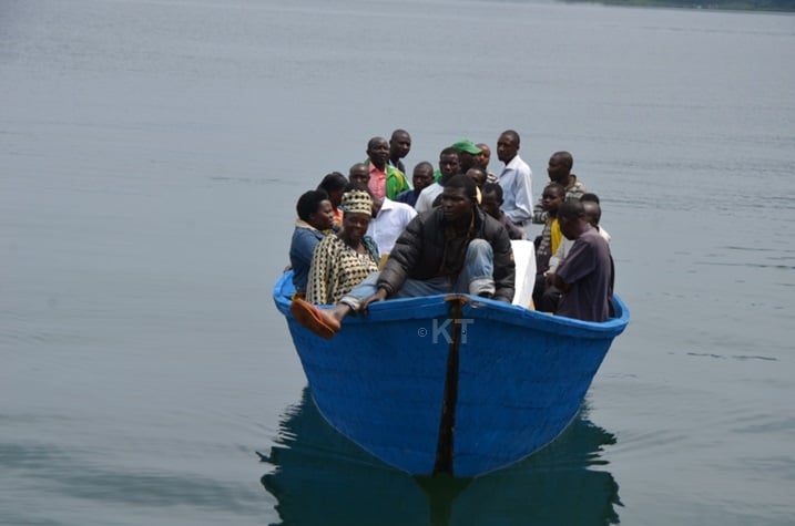 Bamwe mu batwara ubwato mu Kivu ngo nta bumenyi bafite 