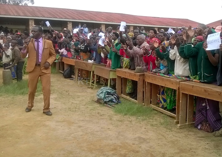 Abaturage bishimiye ko itegeko nshinga ryavuguruwe kandi biteguye kuritora.