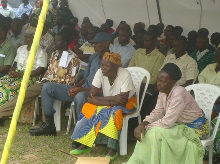 Abaturage bitabiriye ari benshi kandi hafi ya bose baravurwa.