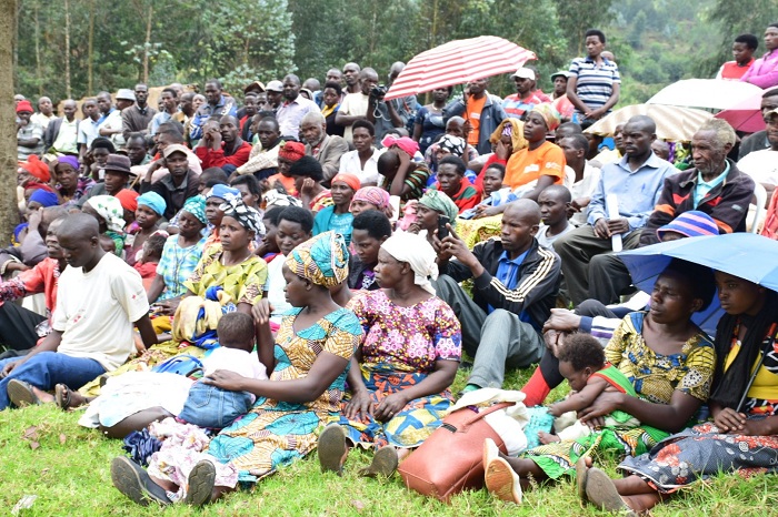 Abaturage bari benshi mu nama yabahuje n'Umuvunyi mukuru