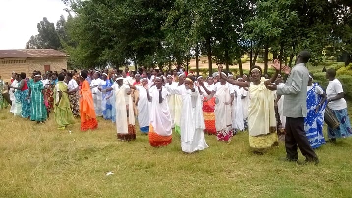 Abatuye mu cyahoze ari Gikongoro bahsima ko Kagame yabagejeje kuri byinshi.