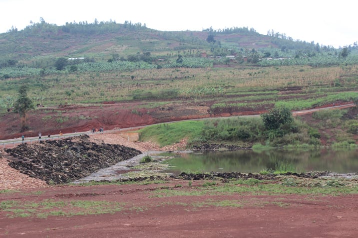 Abatuye mu ngo ziri hakurya y'urugomero ngo batewe ubwoba n'iyo mvubu