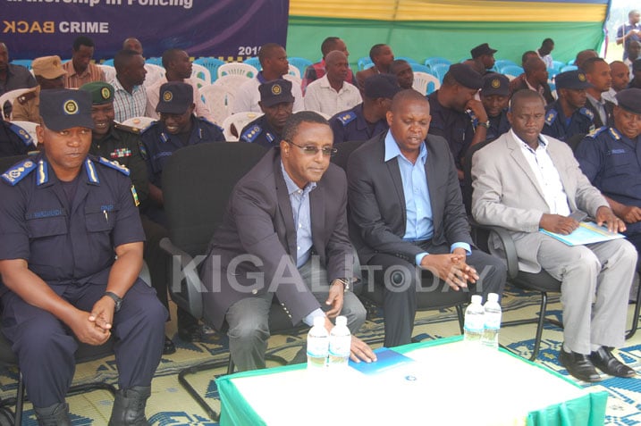 Abayobozi bakuru ba Polisi ndetse na Minisitiri dr Buruta Vincent basanga umutekano ari wo shingiro ry'iterambere.
