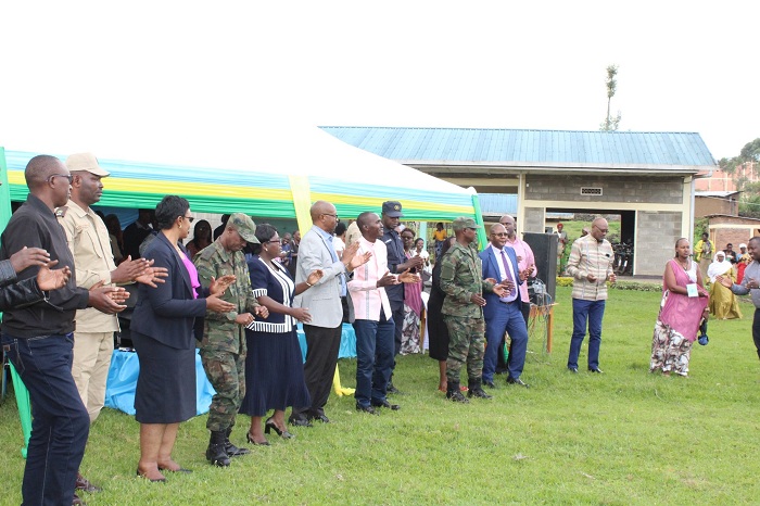 Abayobozi bishimiye uburyo abaturage bakiriye icyumweru cy'ubumwe n'ubudaheranwa bw'Abanyarwanda