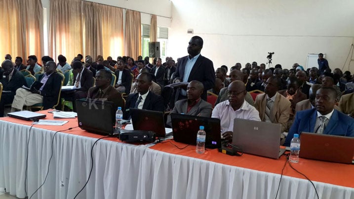 Abayobozi b'ibanze basabwe gushyira ingufu mu mikorere cyane cyane aho imihigo itari gushyirwa mu bikorwa nk'uko biteganijwe