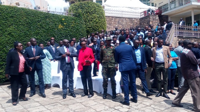 Abayobozi b'inzego z'ibanze ni bo benshi bitabiriye ibiganiro kuri ruswa, mu rwego rwo kwizihiza umunsi nyafurika wo kurwanya ruswa