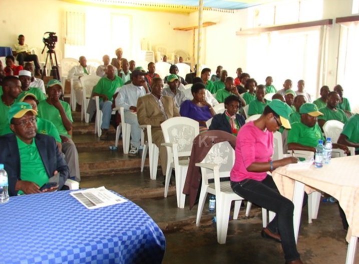 Abayobozi b'Ishyaka PL mu rwego rw'Intara y'Amajyaruguru bitabiriye inama.