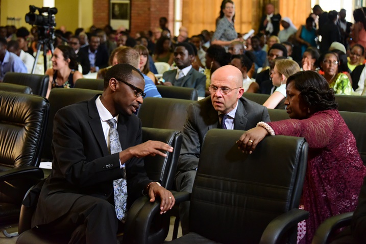 Abayobozi ba Minisiteri y'Uburezi, iy'Ubuzima na Kaminuza y'u Rwanda bari bahari.