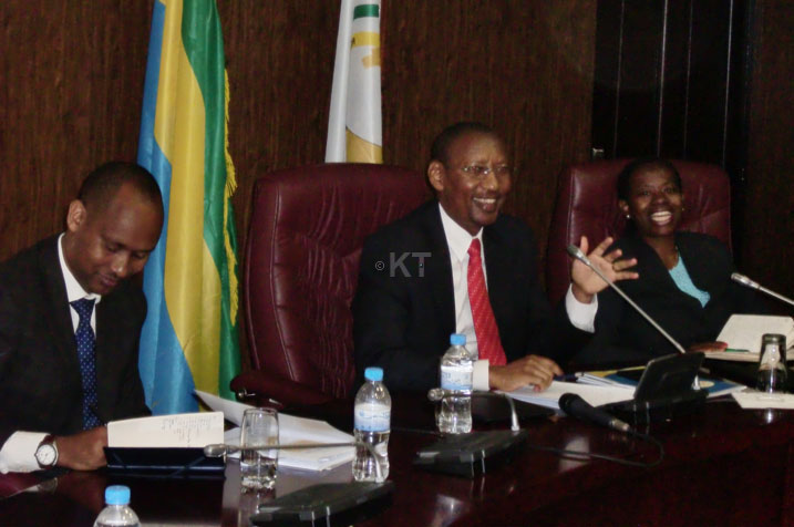 Abayobozi bageza ku banyamakuru uko ubukungu bw