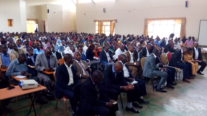Abayobozi barasabwa kuba ikitegererezo kubo bayobora.