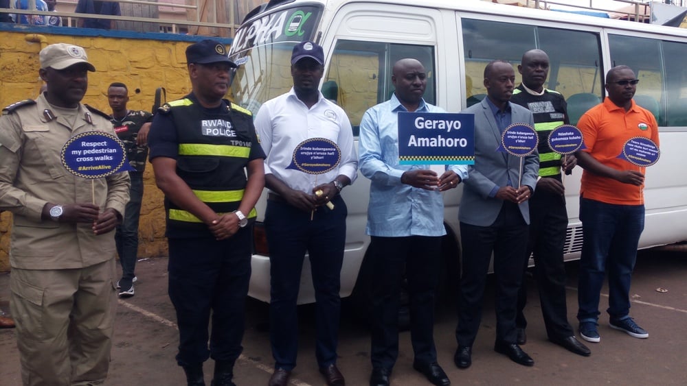 Abayobozi bari bitabiriye iki gikorwa bagaragarije abatwara ibinyabiziga n