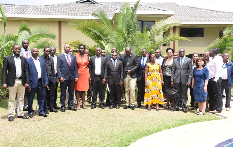 Abayobozi batandukanye bitabiriye uwo muhango