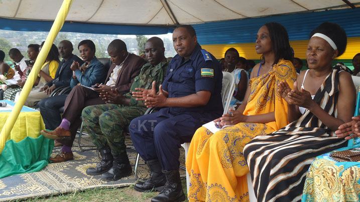 Abayobozi batandukanye mu karere ka Nyanza bari bitabiriye umunsi w'umugore